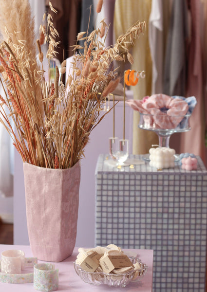 Vintage ceramic wrinkle vase, Soft pink