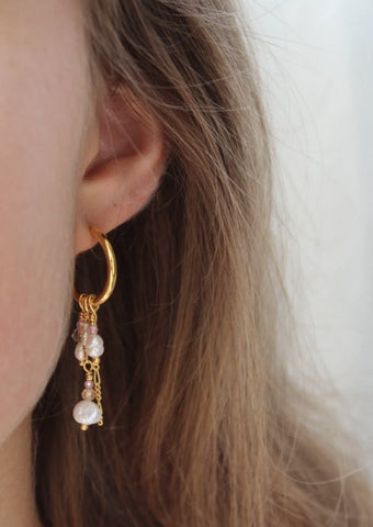 Una earring
