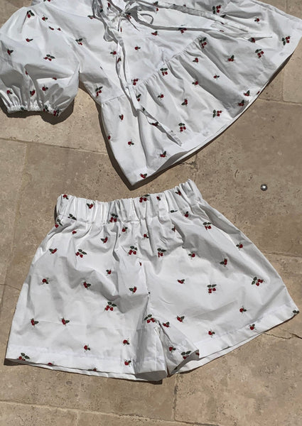 Strawberry shorts, White with embroidery